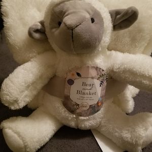 Blanket with Stuff Animal 2 Piece Set Soft White.